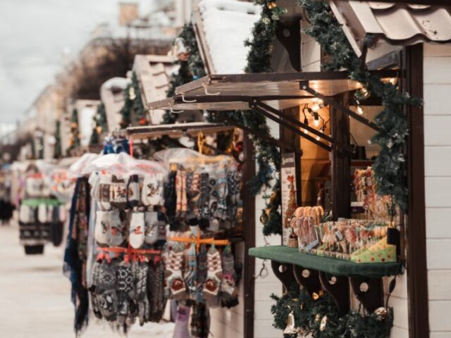 Рождественская ярмарка продолжает работу в Твери