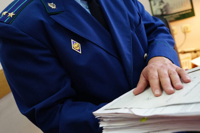 В Тверской области рецидивист убил знакомого, а после обокрал его квартиру