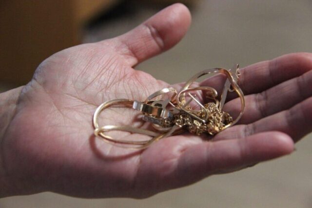 В Тверской области давний знакомый украл у своего друга шкатулки с золотом