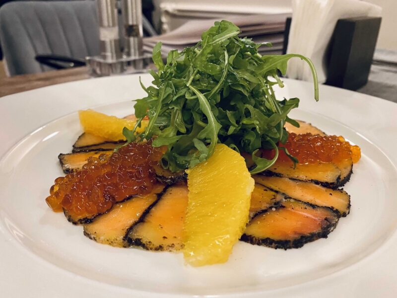 От Европы до Азии: как в тверском ресторане сочетаются две кухни