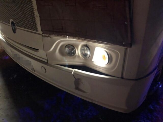 В Тверской области автобус насмерть сбил пешехода, стоящего на проезжей части