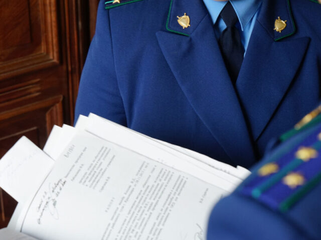 Жительница Тверской области не платила алименты