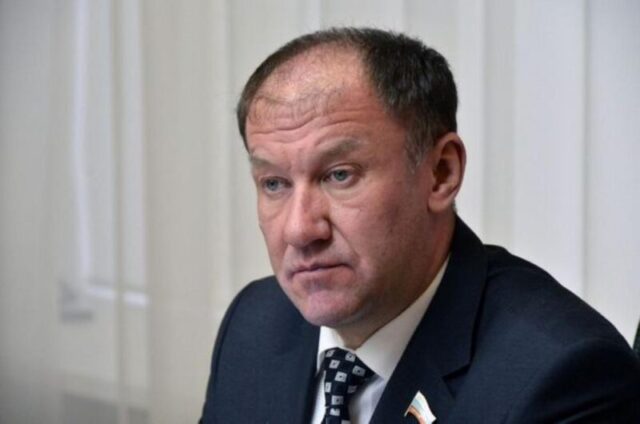 Артур Бабушкин: на следующий год стоит только одна задача – развиваться Артур Бабушкин: Это наша прямая депутатская обязанность — обеспечить надёжный тыл тем, кто сейчас мобилизован