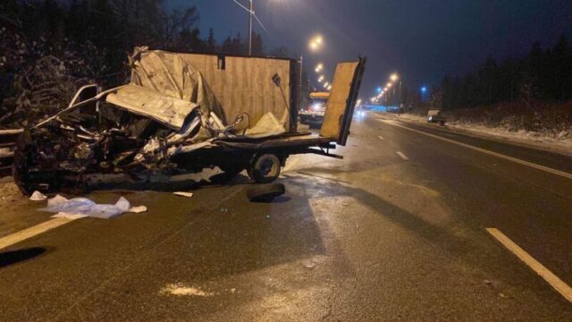 В Тверской области на трассе М-10 столкнулись "Газель" и "Камаз"