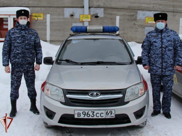 В Твери мужчина пытался вынести из гипермаркета 150 дисков по металлу