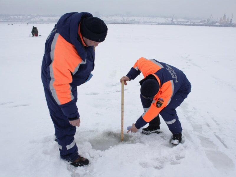 В районе Тверской области на водоемах образовался прочный лед