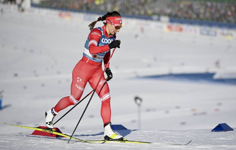 Наталья Непряева завоевала победу в масс-старте Тур де Ски