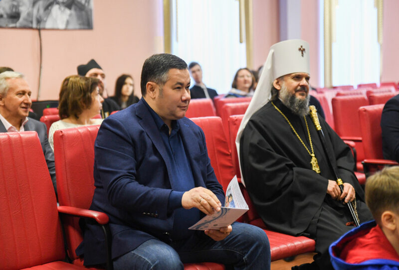 Игорь Руденя посетил Тверскую епархиальную православную школу
