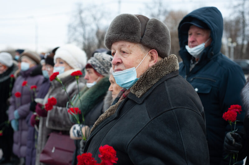 В Твери прохожим раздавали «блокадный паек»