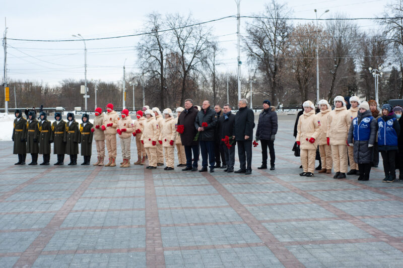 В Твери прохожим раздавали «блокадный паек»