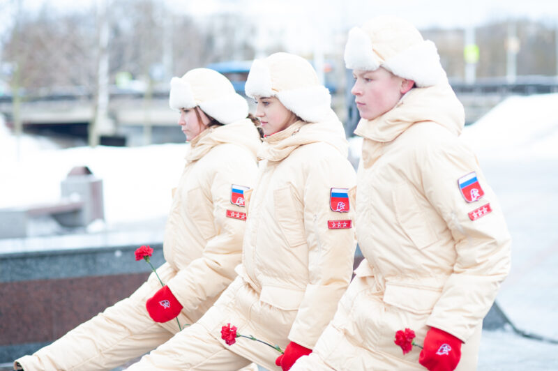 В Твери прохожим раздавали «блокадный паек»