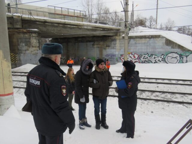 Транспортная полиция Твери провела рейд под Горбатым мостом