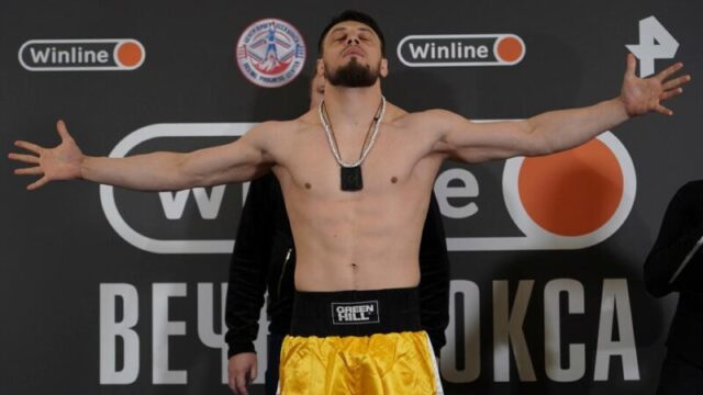 Боец из Твери одержал победу в поединке кубка "Рен ТВ" Боец из Твери одержал победу в поединке кубка "Рен ТВ"