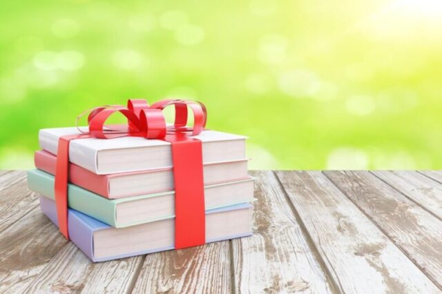 Книжный фонд бологовской библиотеки пополнился 393 книгами
