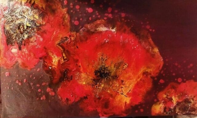 Жителей Твери научат рисовать яркие маки жидким акрилом