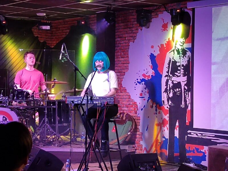 Звездные разборки. Группа "Комсомольск" впервые спела про Меладзе в Твери