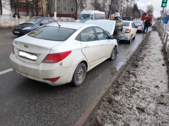 В Твери в аварии пассажир получил ушиб позвоночника