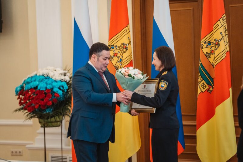 Игорь Руденя накануне Дня защитника Отечества вручил государственные и региональные награды Игорь Руденя накануне Дня защитника Отечества вручил государственные и региональные награды