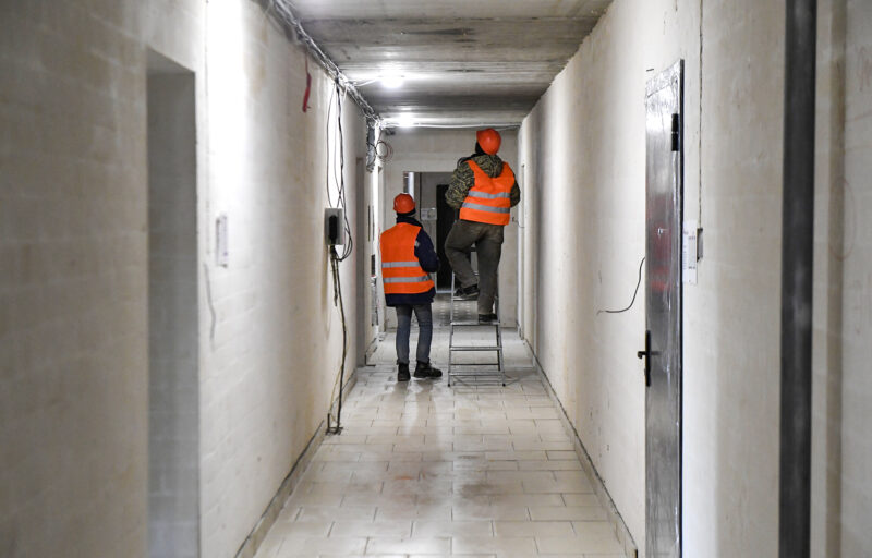 Игорь Руденя осмотрел площадку строительства новых домов для жителей Морозовского городка