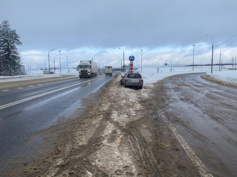 В Тверской области на трассе М-10 в ДТП пострадал пассажир отечественного автомобиля В Тверской области на трассе М-10 в ДТП пострадал пассажир отечественного автомобиля