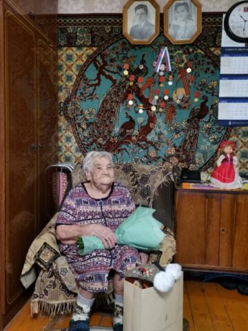Игорь Руденя поздравил со 101-летием участницу Великой Отечественной войны Марию Михайловну Федюнину Игорь Руденя поздравил со 101-летием участницу Великой Отечественной войны Марию Михайловну Федюнину
