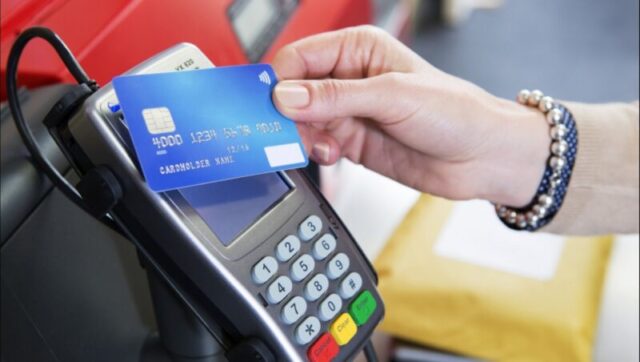Банковские карты платежных систем Visa и Mastercard будут работать на территории России