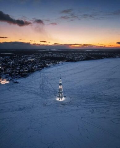 Блогер показал главную точку притяжения в Калязине Блогер показал главную точку притяжения в Калязине