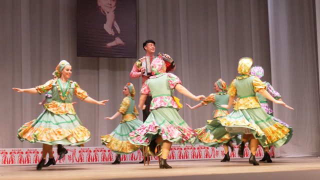 В Тверской области стартовал конкурс русского народного танца им. Т.А. Устиновой В Твери пройдет танцевальный конкурс имени Татьяны Устиновой