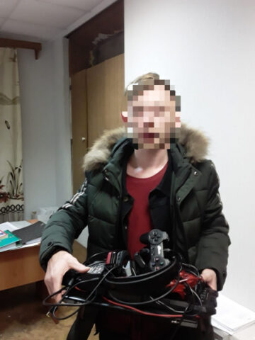 Гость из Мордовии похитил у жителя Тверской области ноутбук и наушники