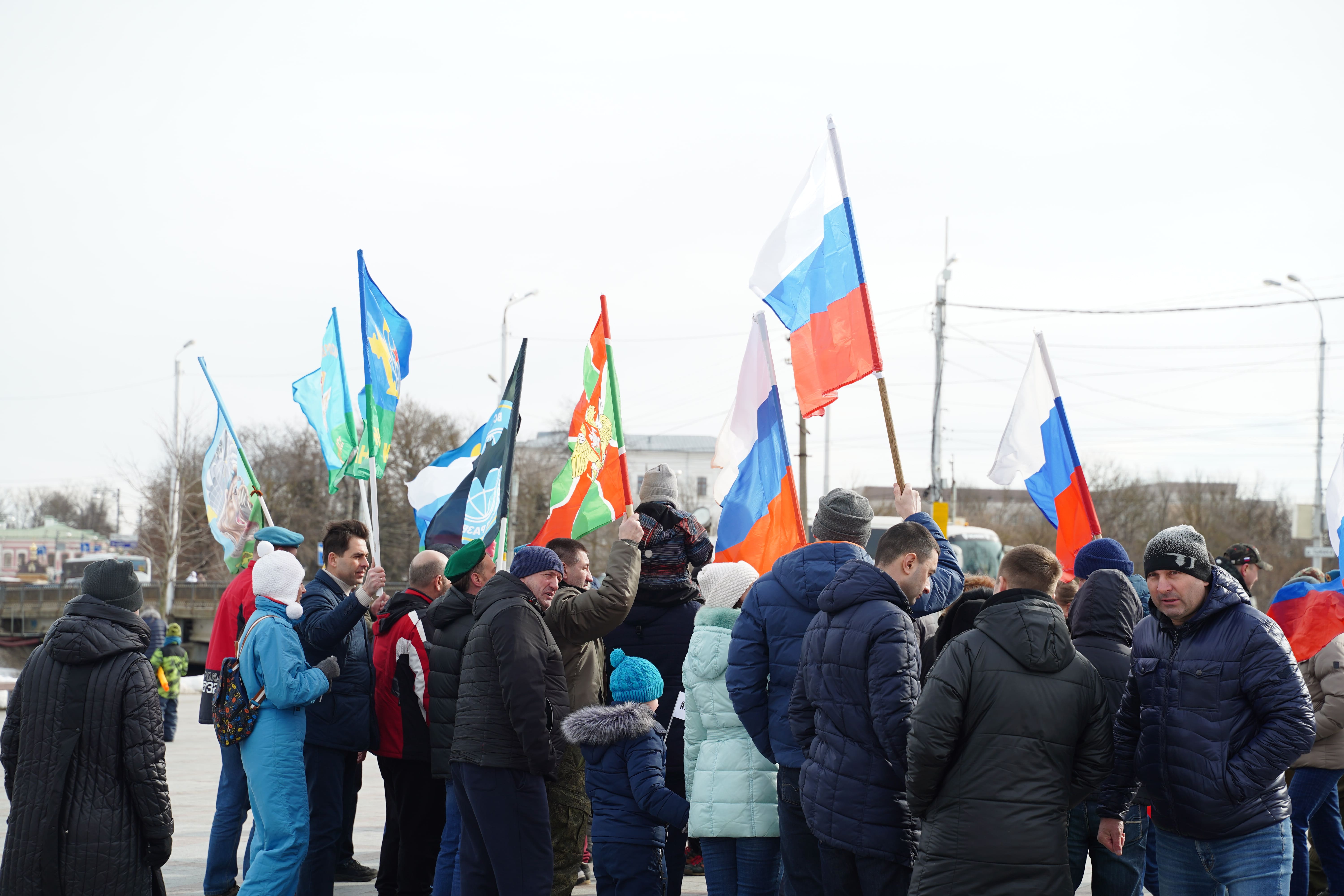 В Твери прошел автомобильный пробег в поддержку спецоперации на Украине