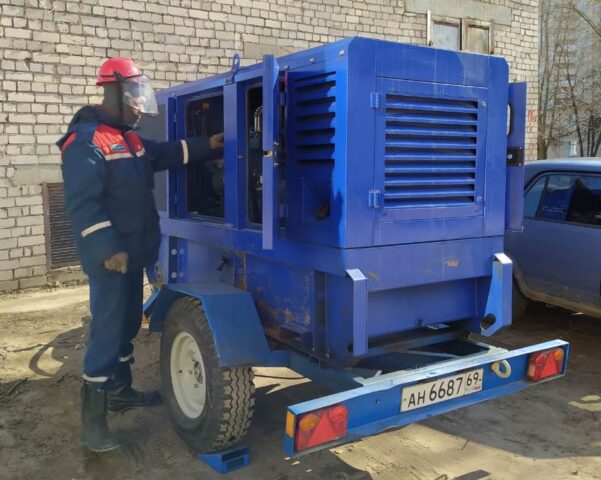 Тверской филиал «Россети Центр» переведен в режим повышенной готовности в связи с прогнозируемым штормовым предупреждением Тверской филиал «Россети Центр» переведен в режим повышенной готовности в связи с прогнозируемым штормовым предупреждением