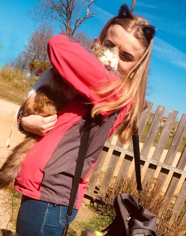 Сотрудники МВД Тверской области поделились милыми фотографиями своих котов