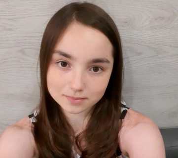 В Твери разыскивают пропавшую 15-летнюю девочку