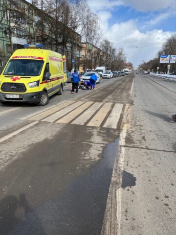 В Твери грузовик насмерть сбил пожилую женщину