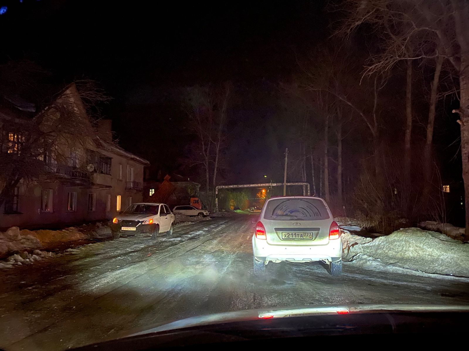 В Тверской области пьяный пешеход упал под автомобиль В Тверской области пьяный пешеход упал под автомобиль