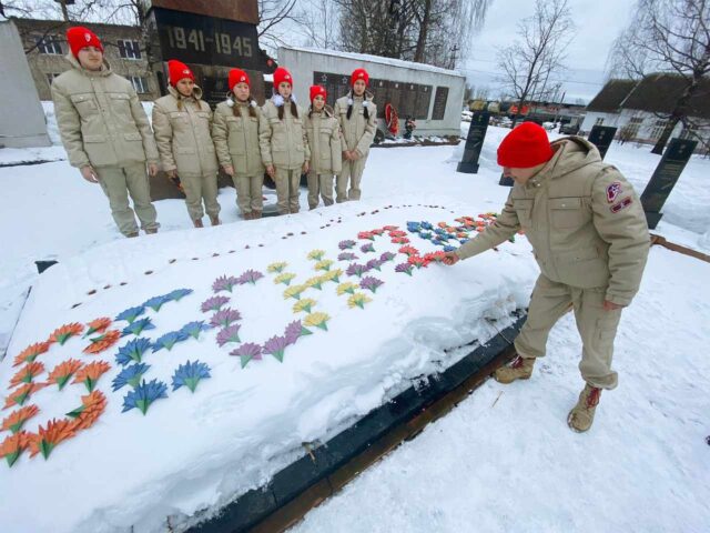 В Западной Двине прошла акция #ВеснаZaМир