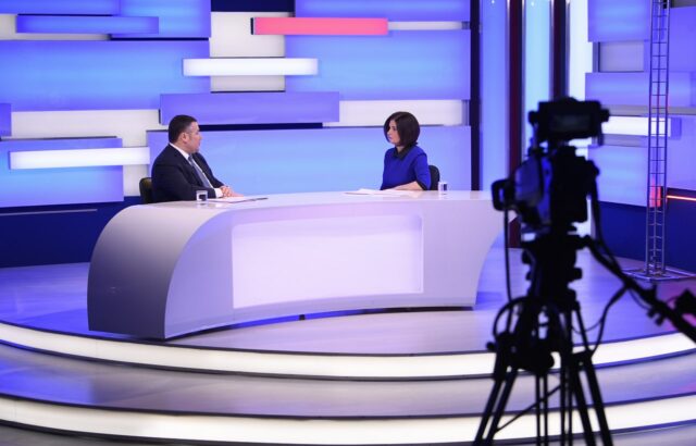 Игорь Руденя в прямом эфире расскажет о мерах поддержки экономики в Тверской области Игорь Руденя в прямом эфире расскажет о мерах поддержки экономики в Тверской области