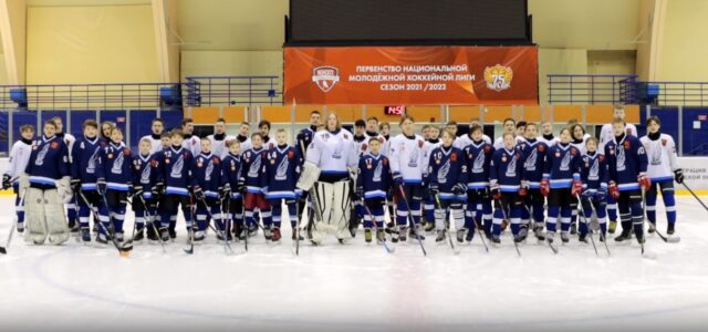 Юные тверские хоккеисты поддержали российских паралимпийцев Юные тверские хоккеисты поддержали российских паралимпийцев