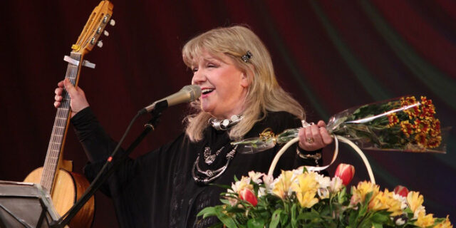 В тверской Горьковке расскажут о струнах души Жанны Бичевской