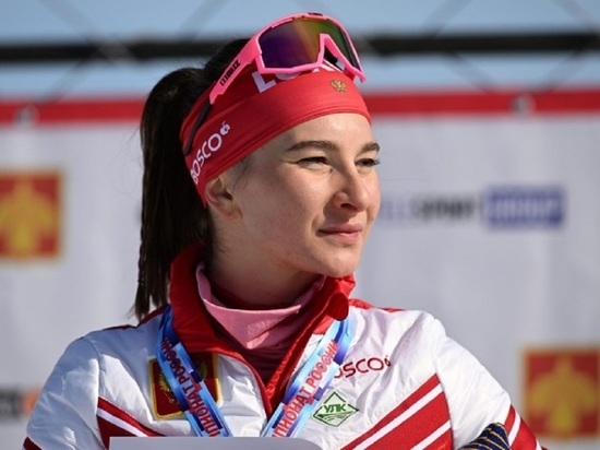 Игорь Руденя поздравил Наталью Непряеву с очередной победой на чемпионате России