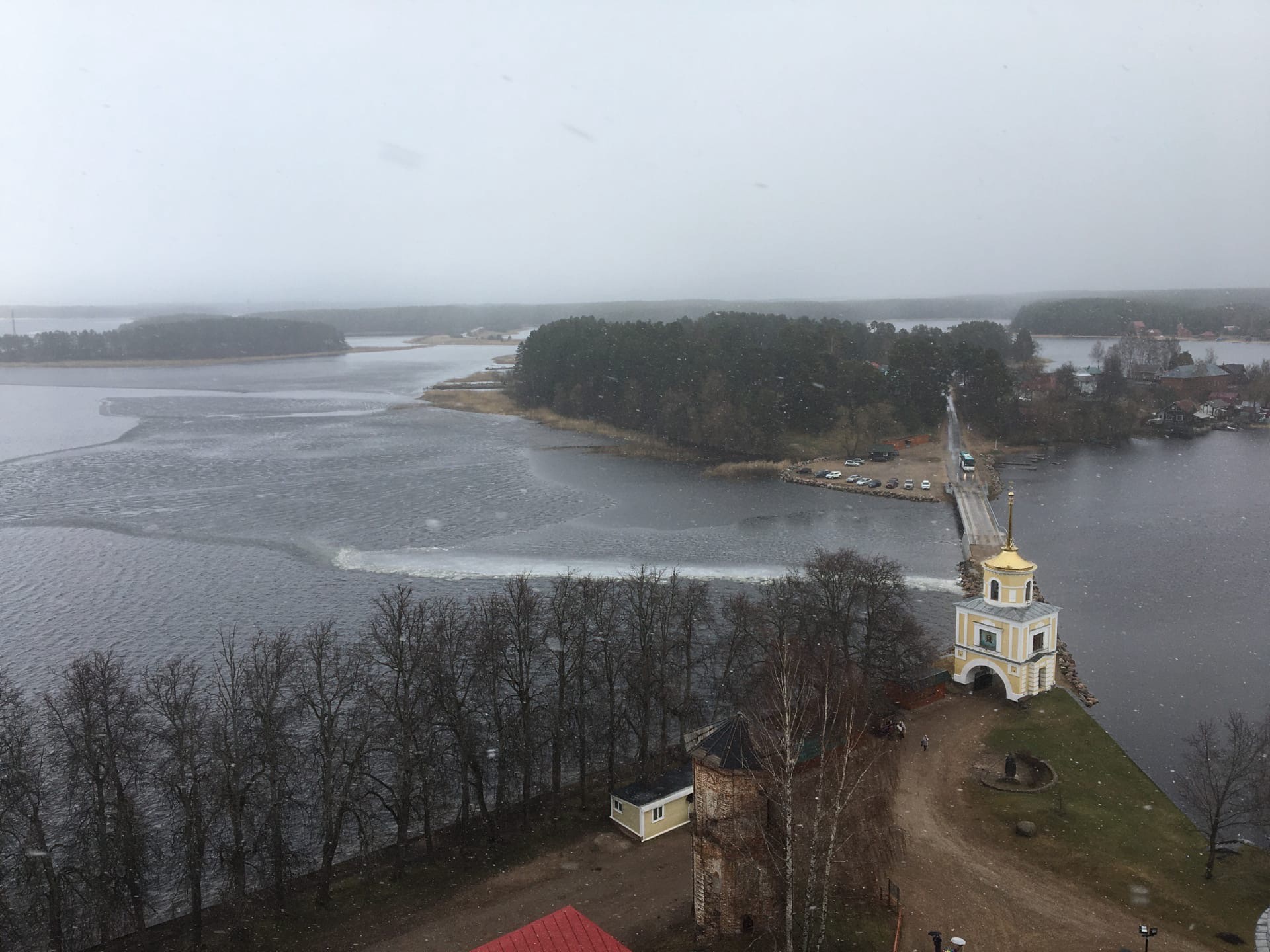 В Тверской области побывал культовый поэт-песенник Александр Шаганов В Тверской области побывал культовый поэт-песенник Александр Шаганов