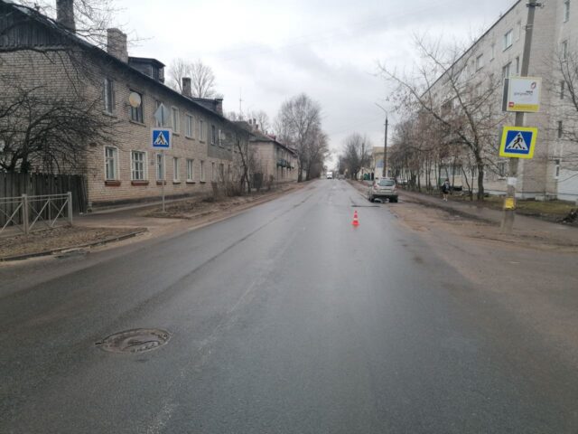 В Тверской области иномарка сбила 17-летнюю девушку