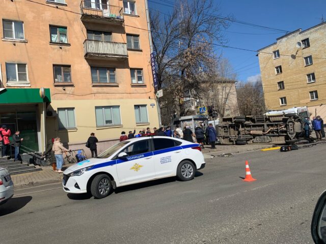 В Твери произошло серьезное ДТП с участием машины "скорой помощи"
