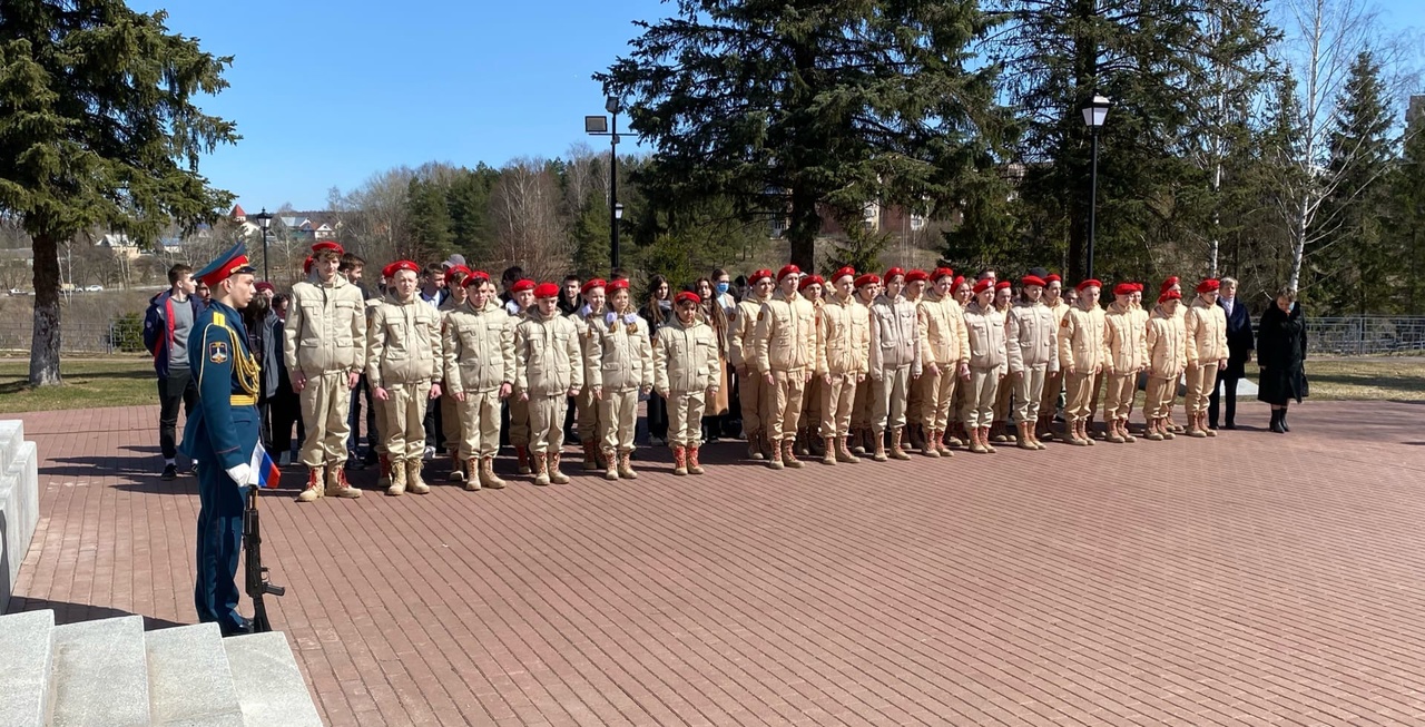 В Ржеве школьники почтили память советских граждан, погибших в годы Великой Отечественной войны