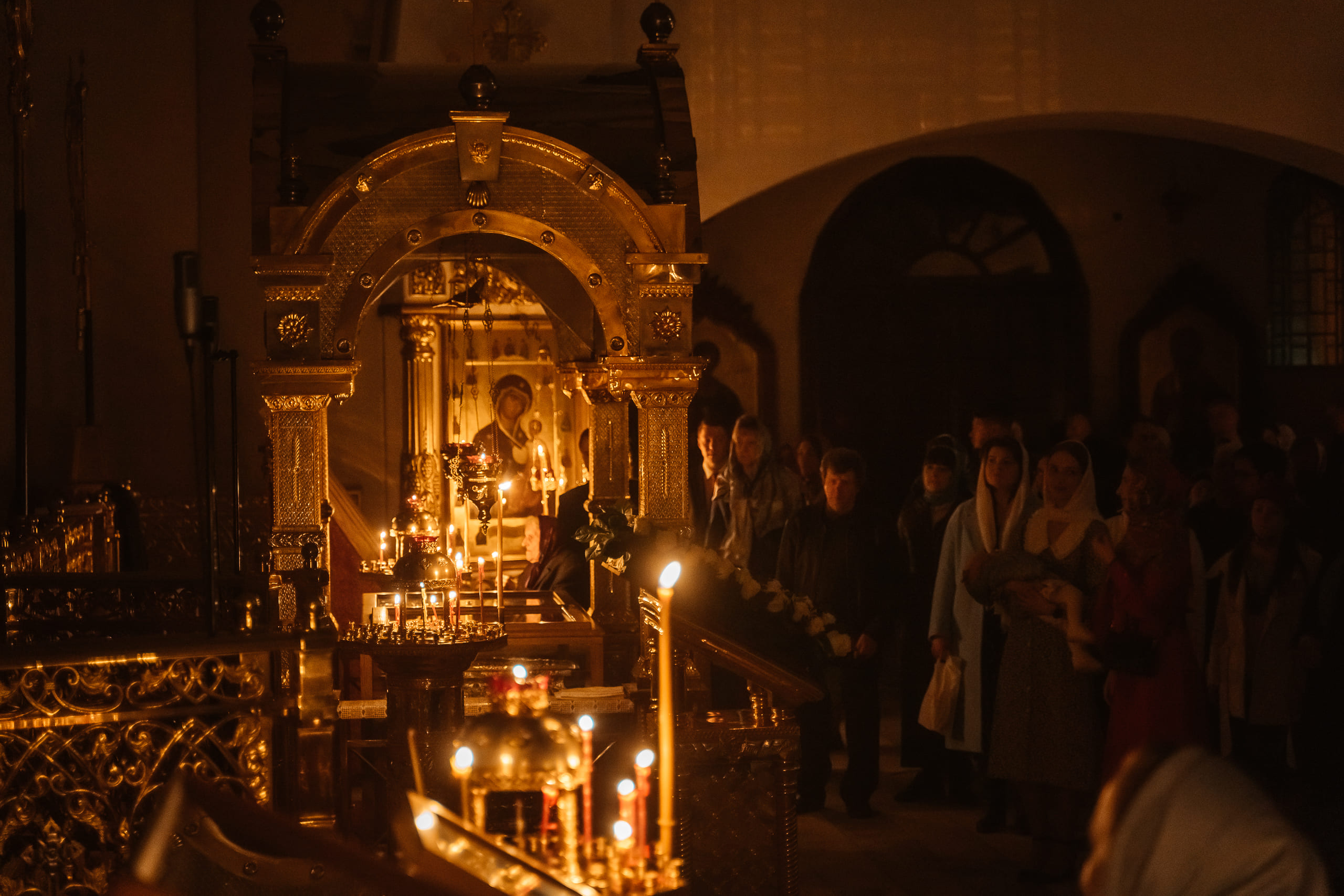 В храмах Тверской области прошли праздничные пасхальные богослужения