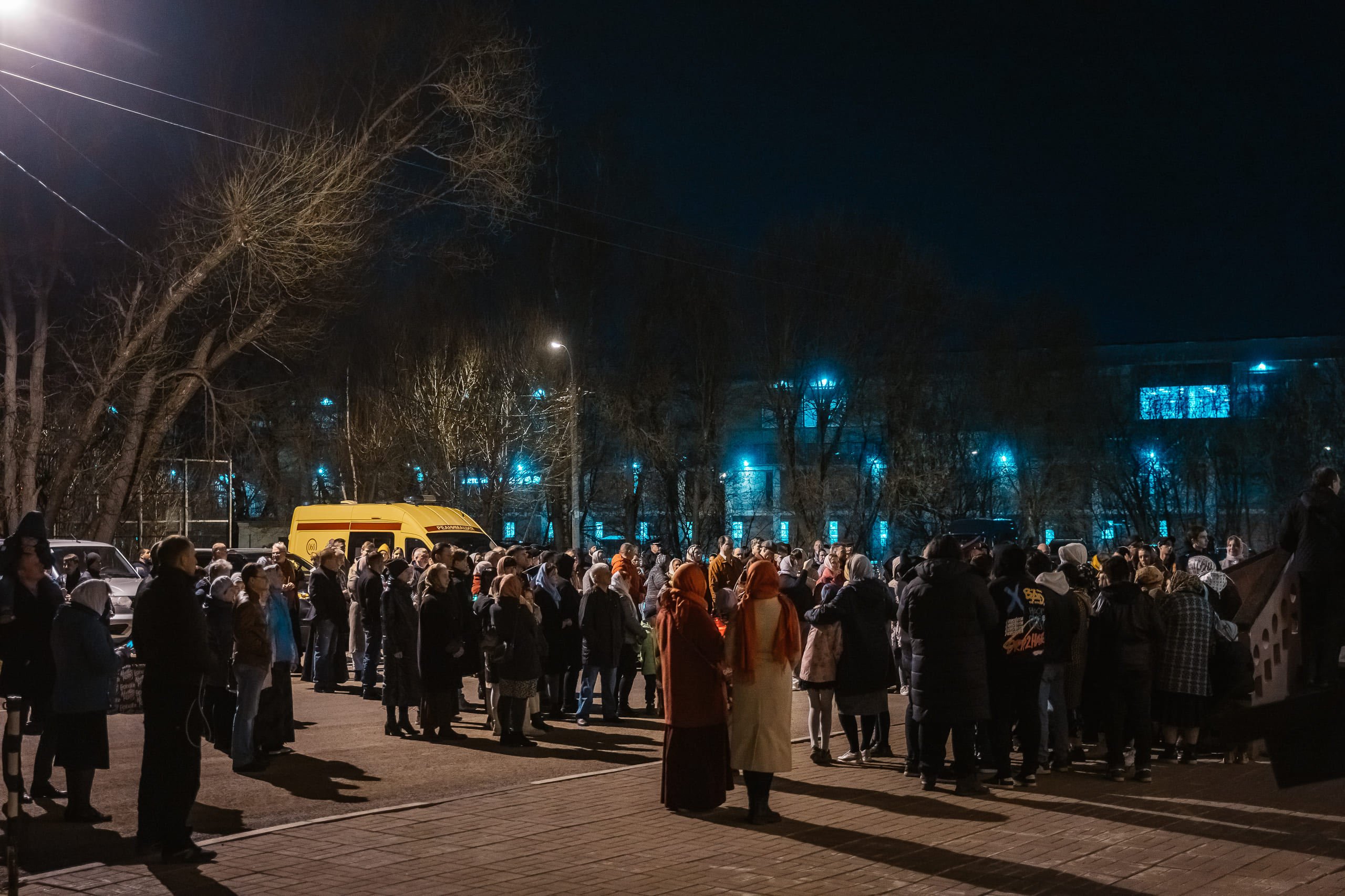 В храмах Тверской области прошли праздничные пасхальные богослужения