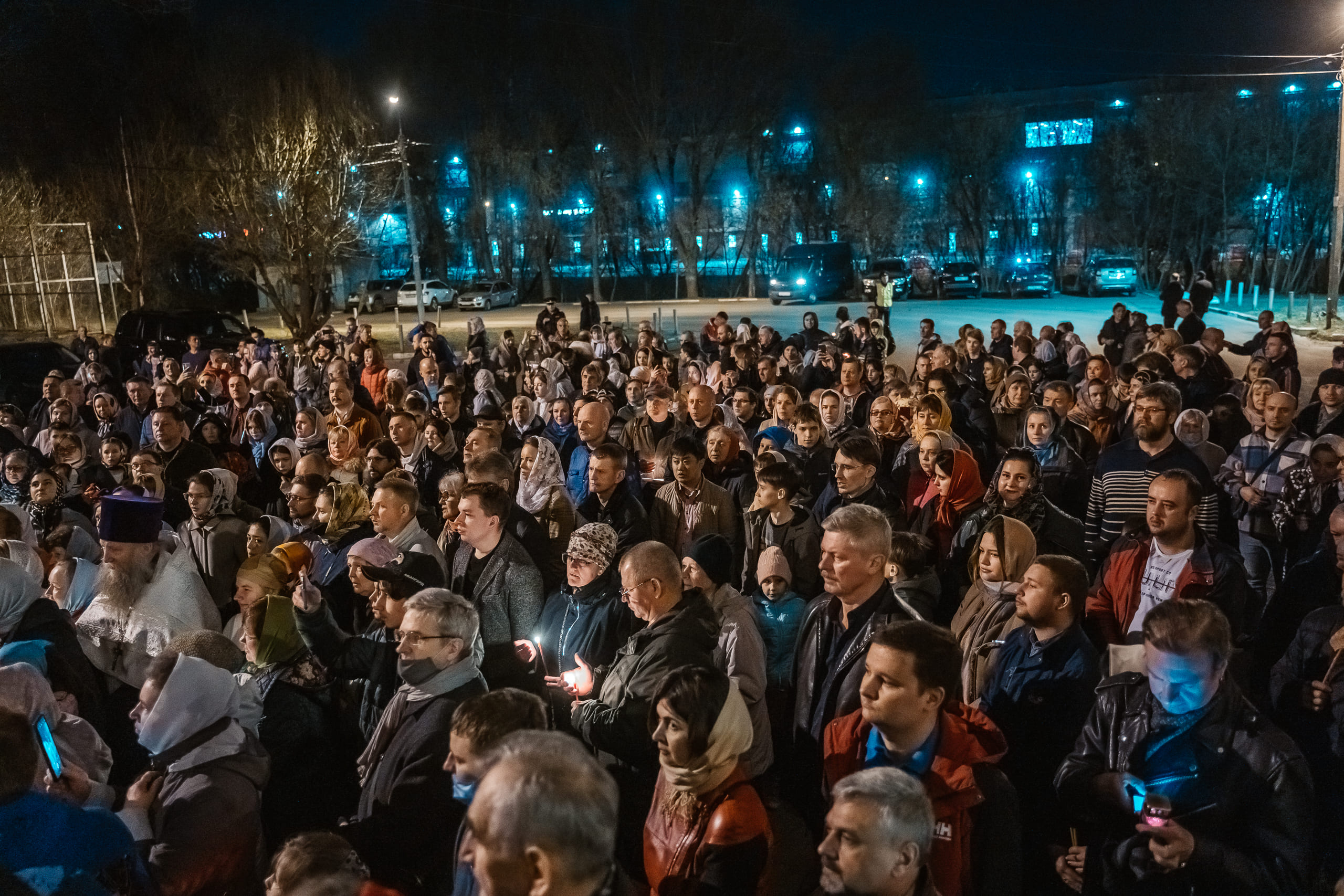 В храмах Тверской области прошли праздничные пасхальные богослужения