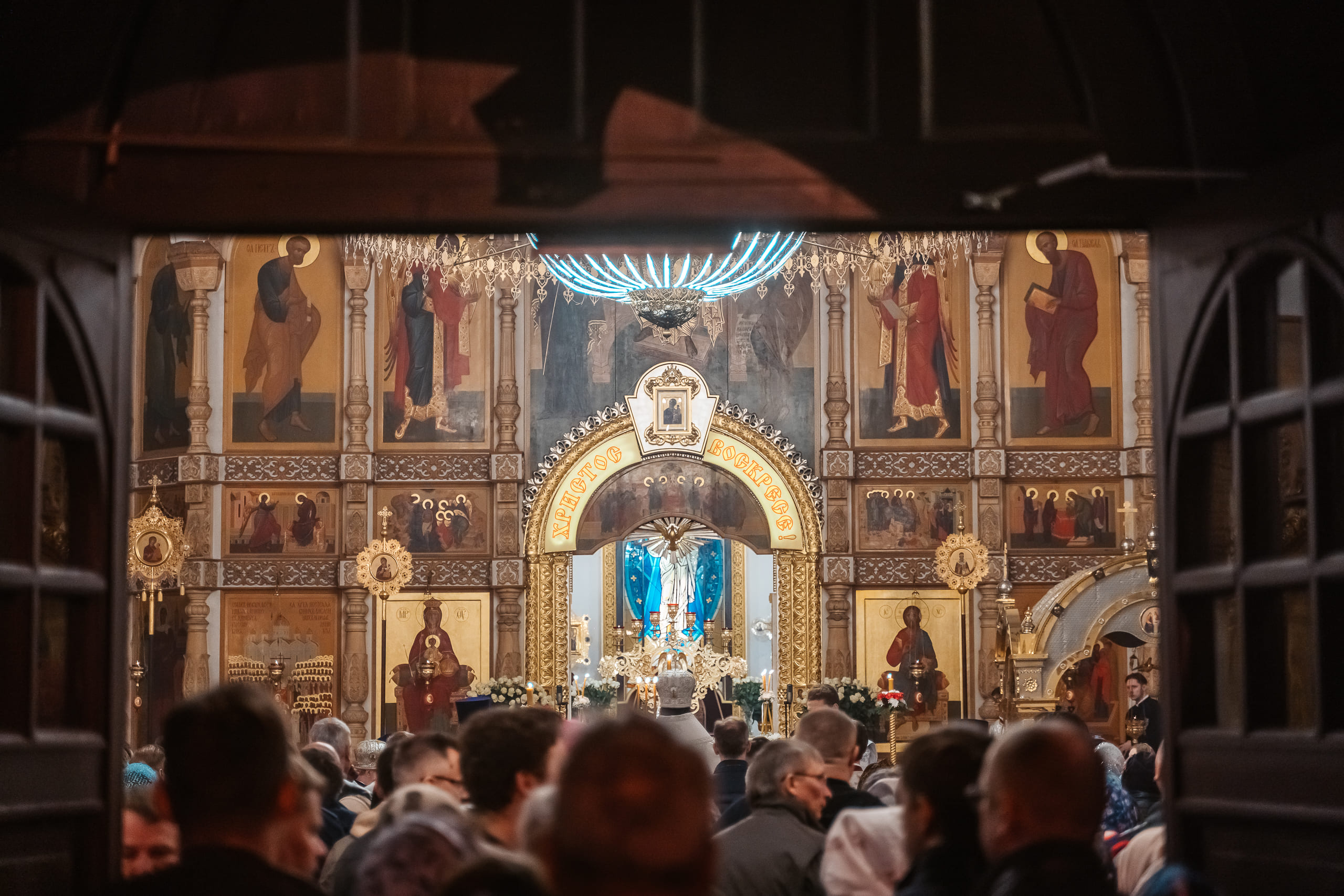 В храмах Тверской области прошли праздничные пасхальные богослужения