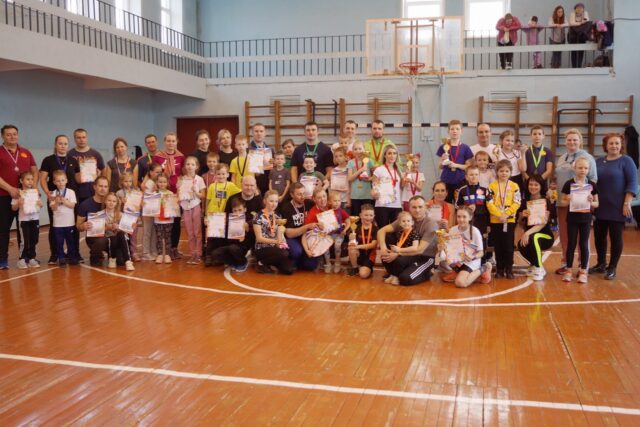 В Лихославле прошел фестиваль спортивных семей В Лихославле прошел фестиваль спортивных семей