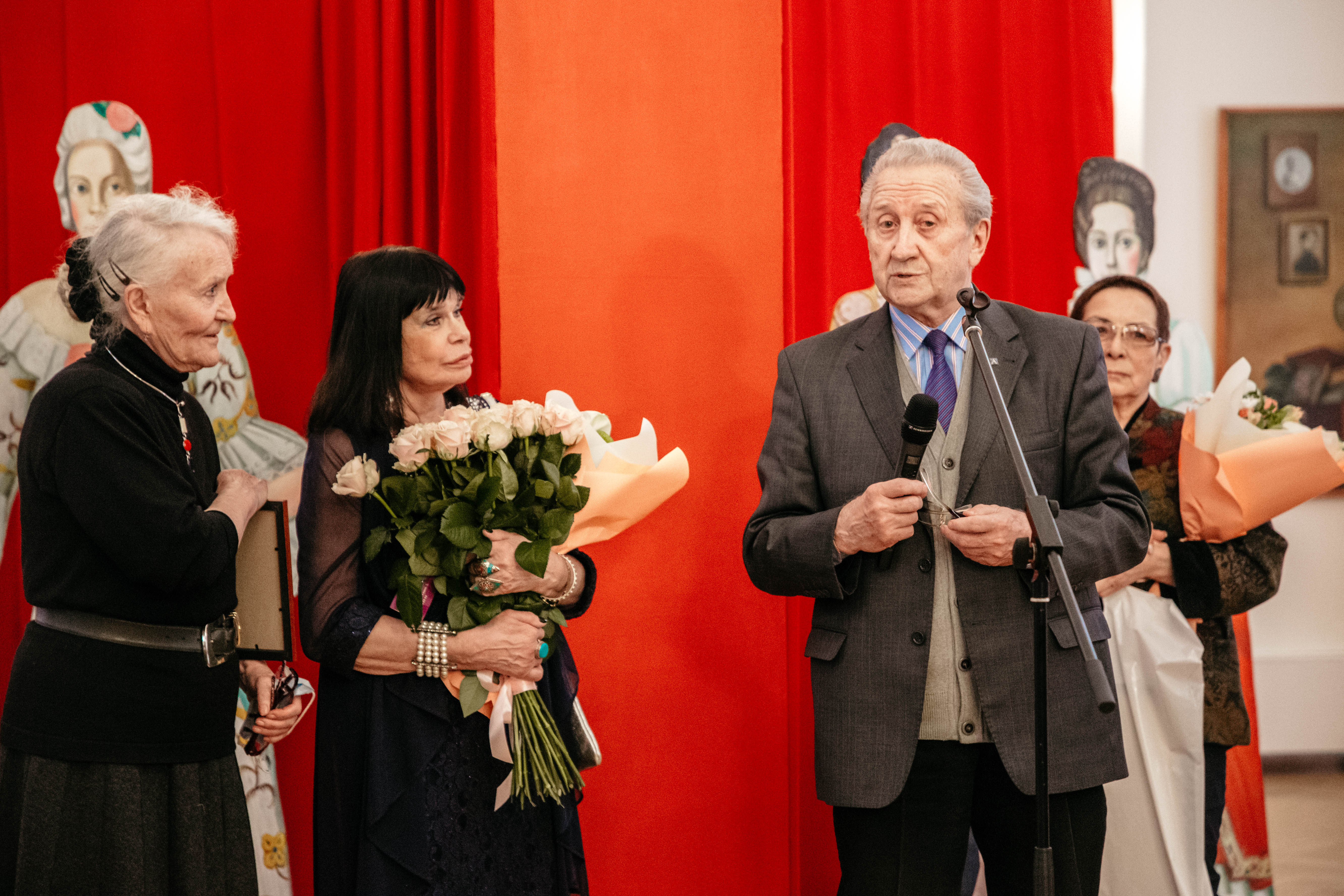 La Belle Époque: Екатерина Великая вернулась в Тверской императорский дворец